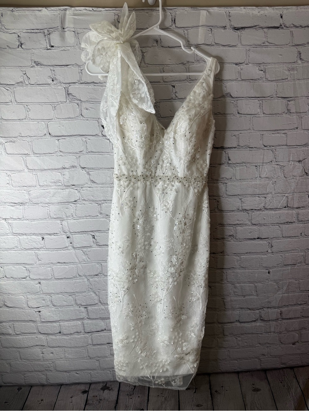 NWT Mac Duggal white lace